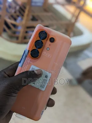 Tecno Camon 50 Ultra 512 GB Orange
