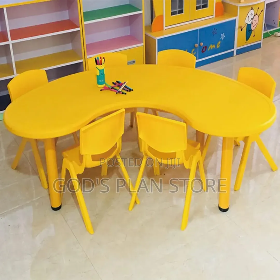 HerHome Kids Plastic Table and Chairs Plastic Kids Table and Chairs