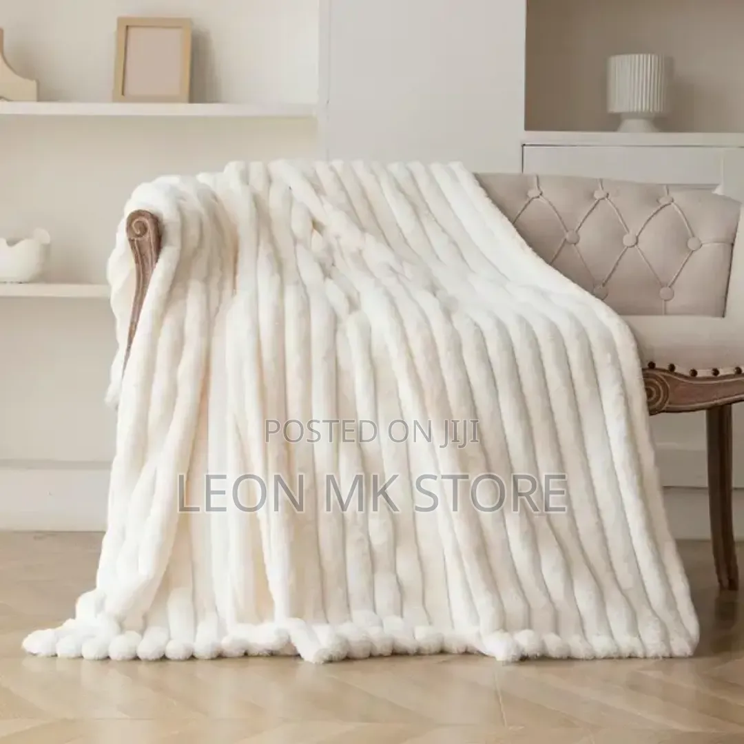 Super Cream Soft Blankets
