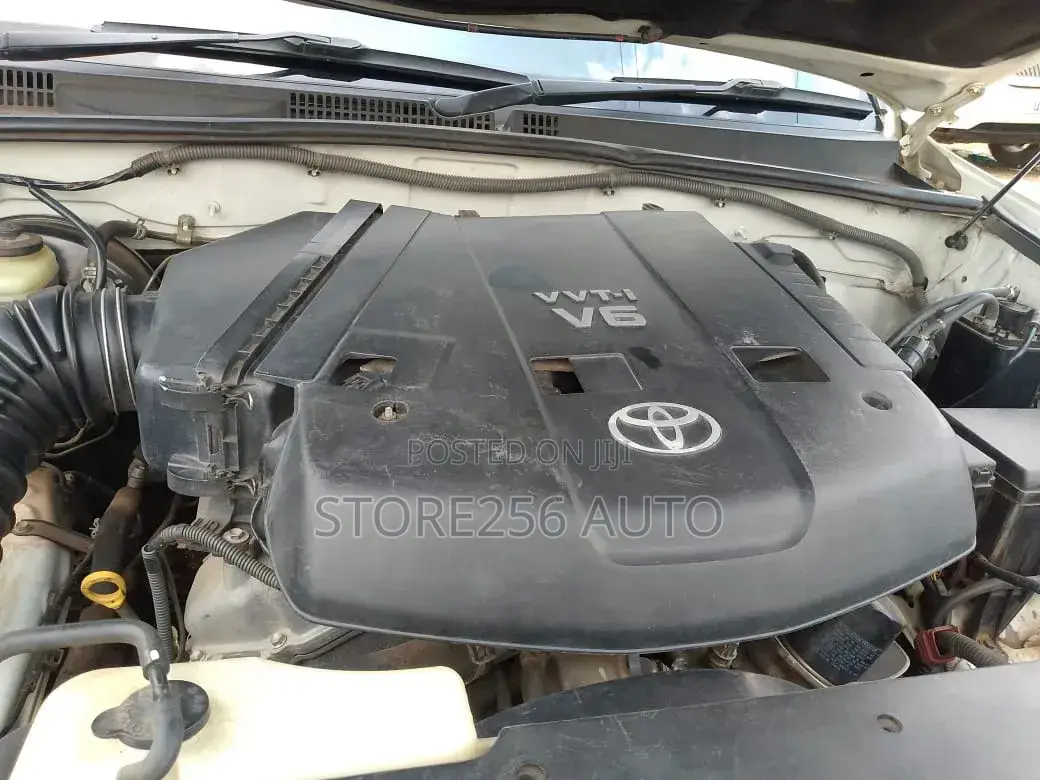 Toyota Land Cruiser Prado 4.0 Petrol TX 2008 White