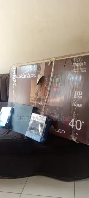 Tow Screen and Play Station and Controllers