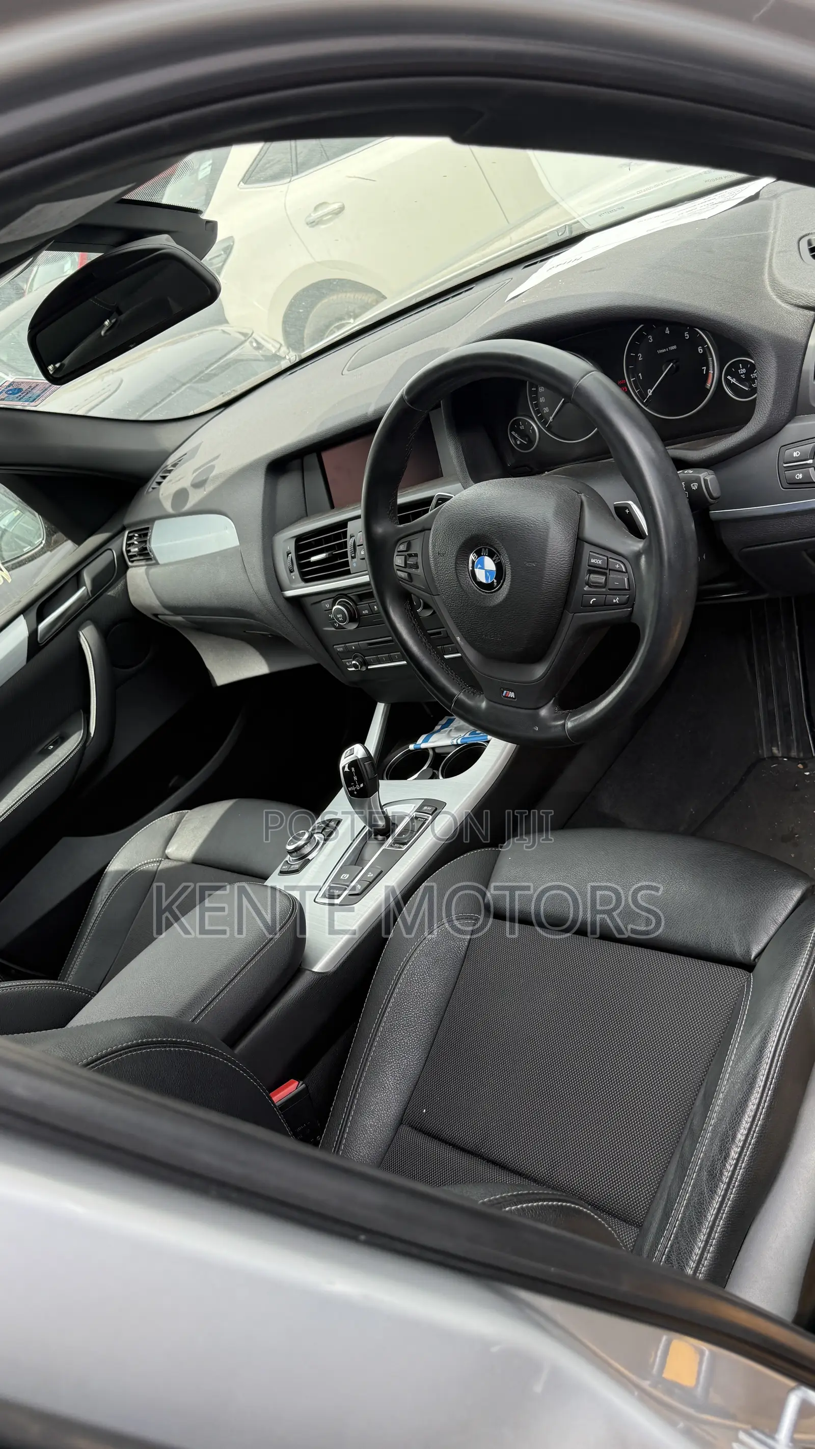 BMW X3 xDrive28i 4dr SUV AWD (2.0L 4cyl Turbo 8A) 2014 Gold