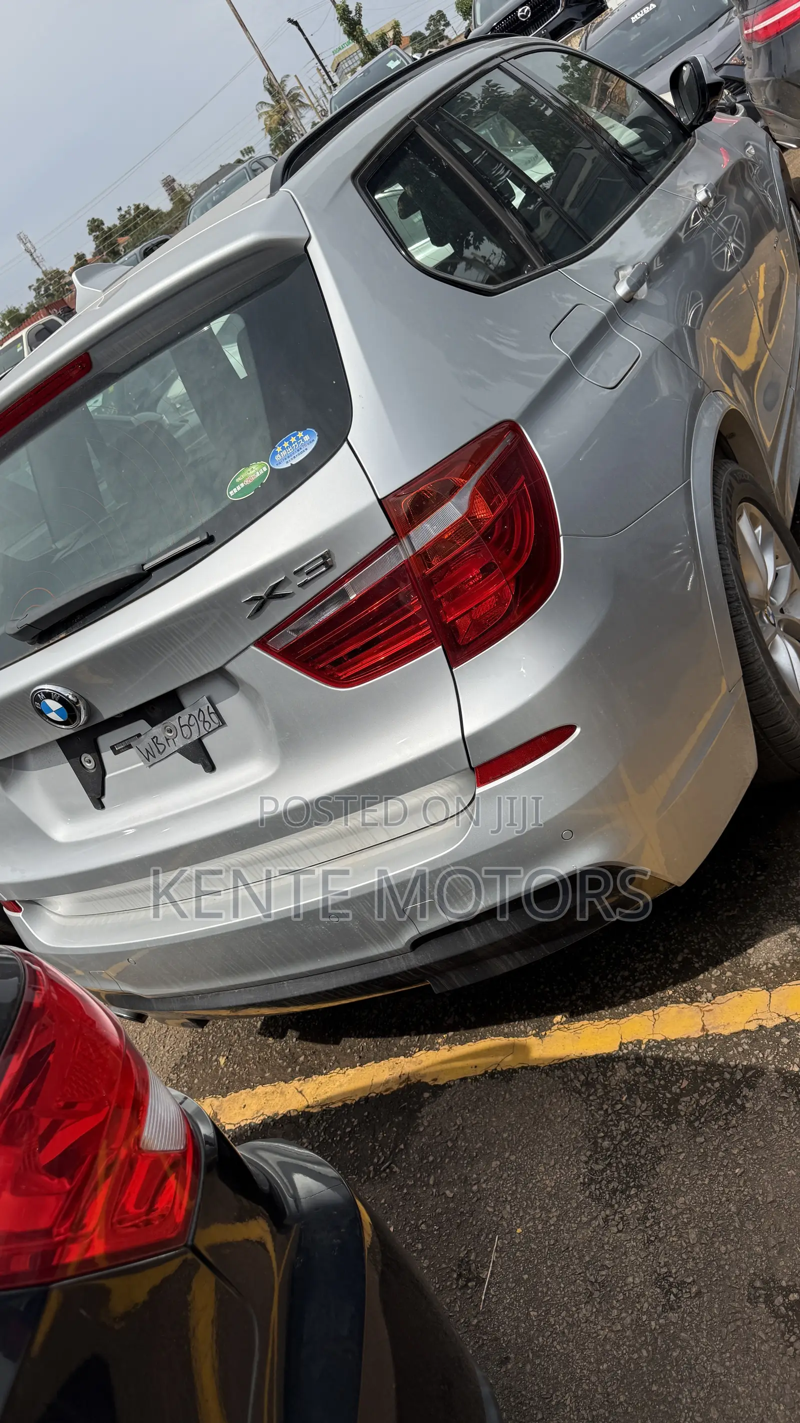 BMW X3 xDrive28i 4dr SUV AWD (2.0L 4cyl Turbo 8A) 2014 Gold