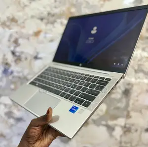Laptop HP EliteBook 830 G8 8GB Intel Core i5 SSD 256GB