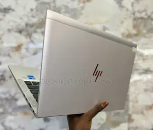Laptop HP EliteBook 830 G8 8GB Intel Core i5 SSD 256GB