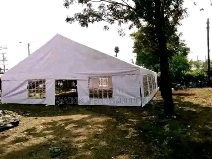 100 Seater Tent