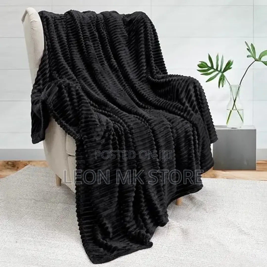 Super Cozy Home Throw Blankets