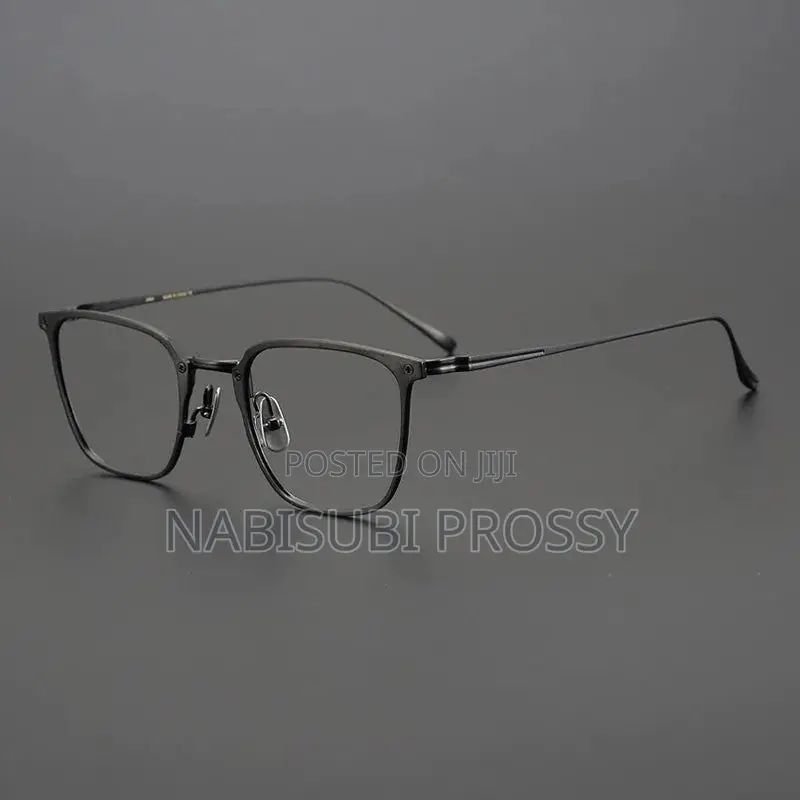 Photochromic Glasses