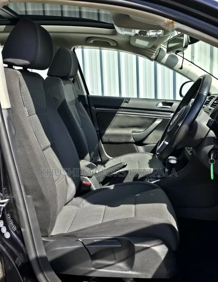 Volkswagen Golf Variant 2010 Black