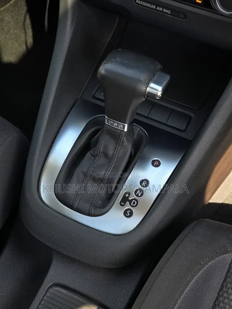 Volkswagen Golf Variant 2010 Black