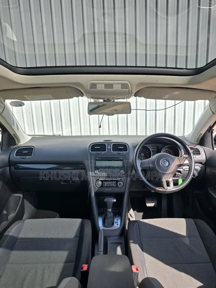 Volkswagen Golf Variant 2010 Black