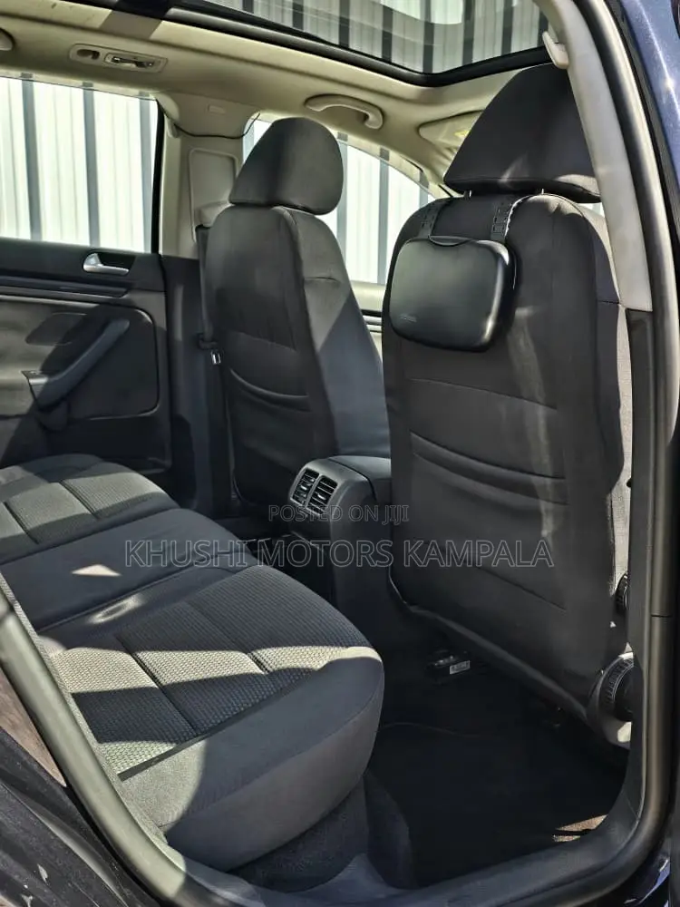 Volkswagen Golf Variant 2010 Black