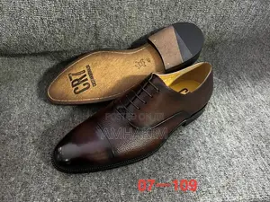 Classic Men CR7 Leather Buckle Gentles in Stock