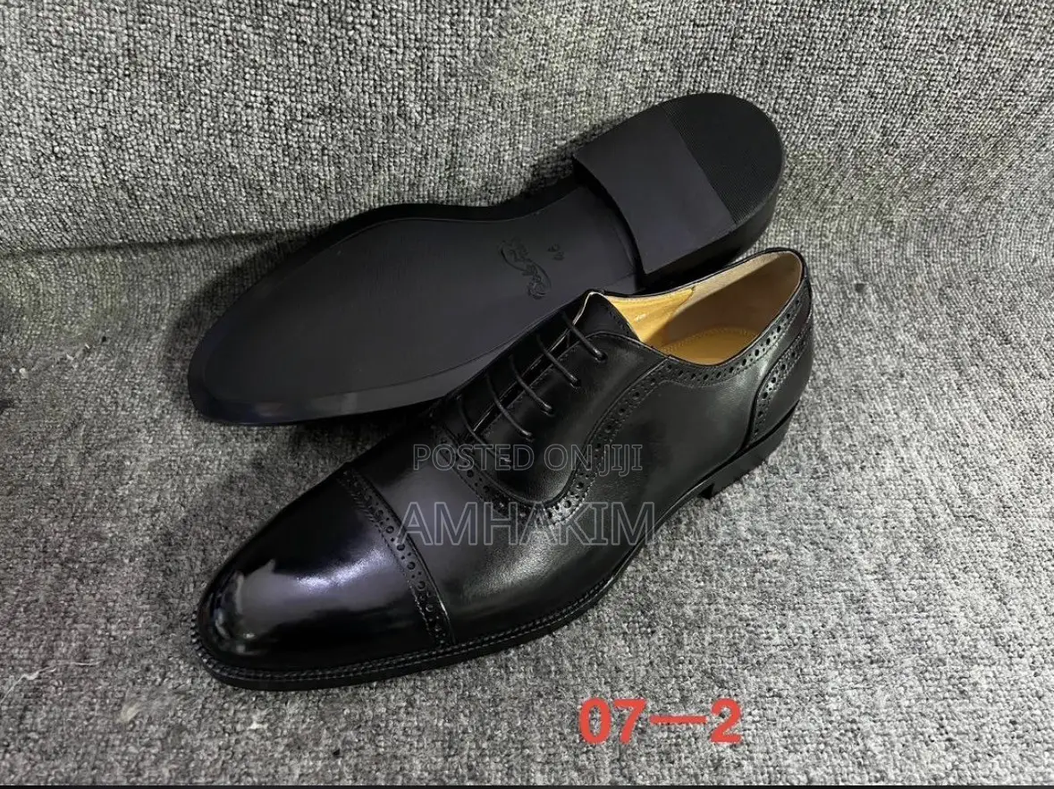Classic Men CR7 Leather Buckle Gentles in Stock