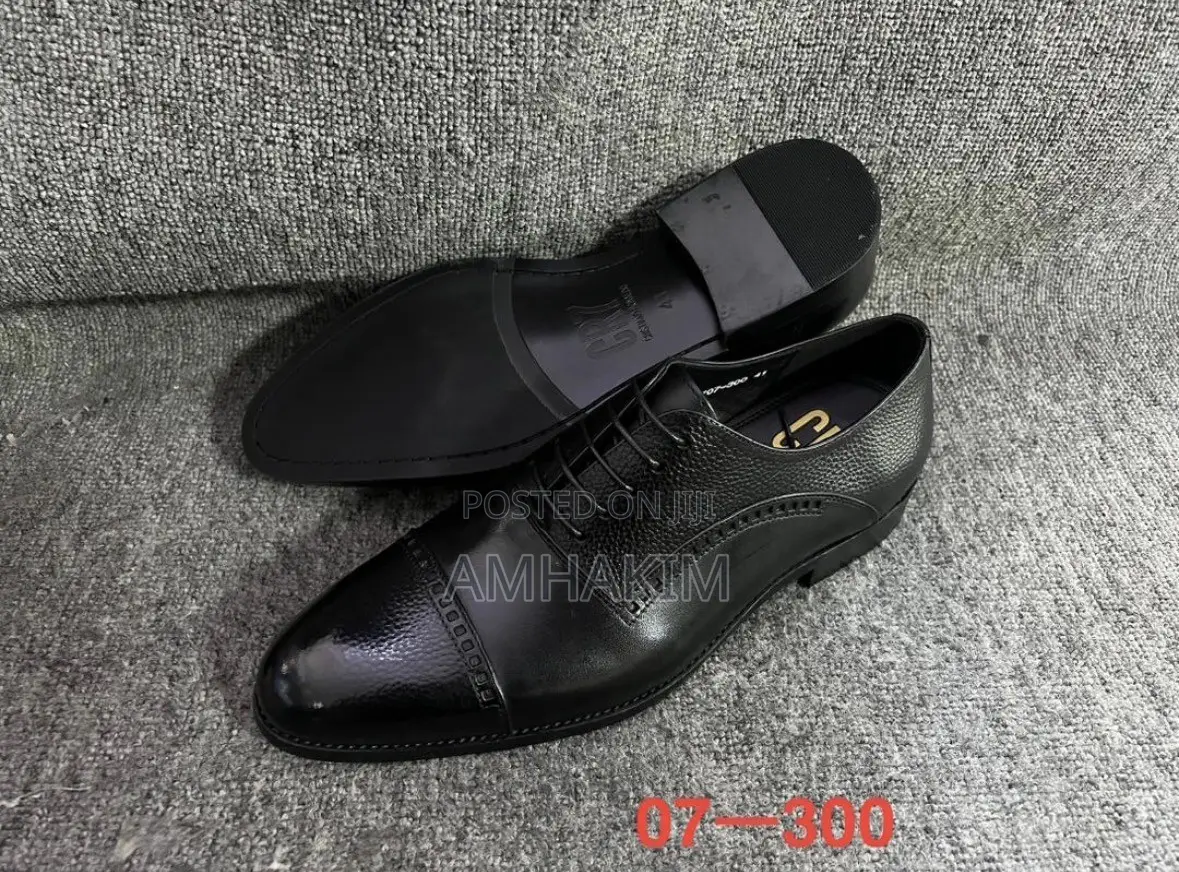 Classic Men CR7 Leather Buckle Gentles in Stock