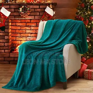 Deluxe Ribbed Throw Blankets
