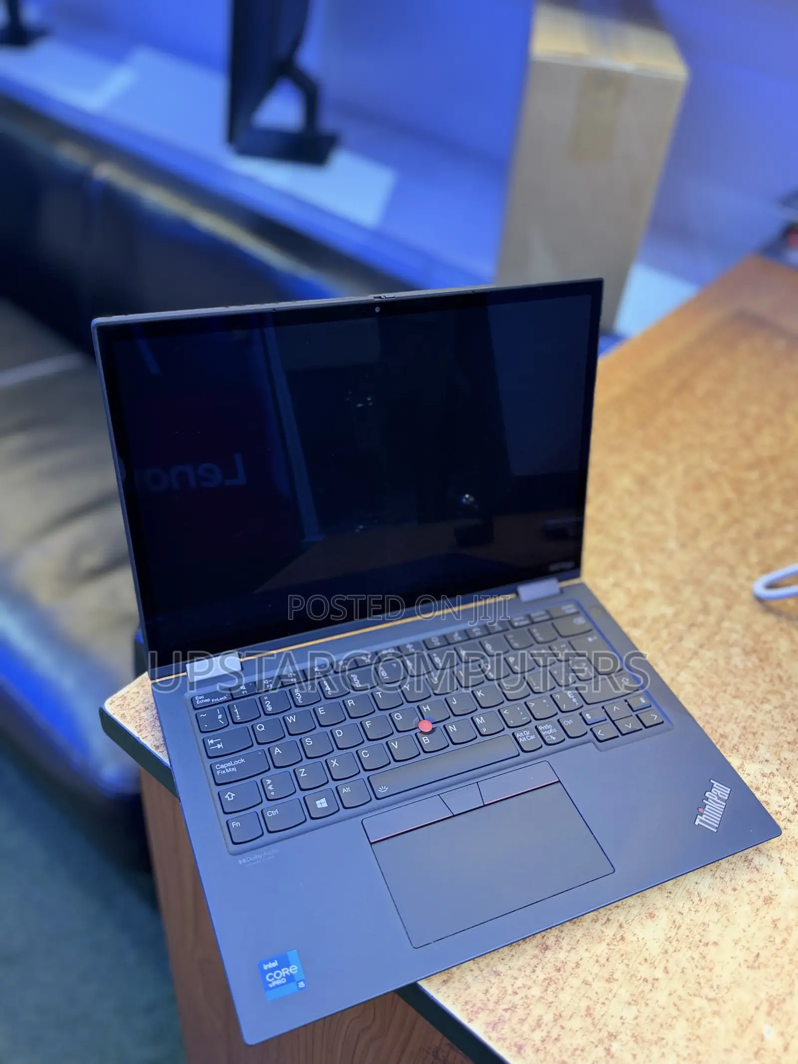 New Laptop Lenovo ThinkPad x13 Yoga 8GB Intel Core i5 SSHD+SSD 256GB