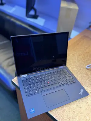 New Laptop Lenovo ThinkPad x13 Yoga 8GB Intel Core i5 SSHD+SSD 256GB