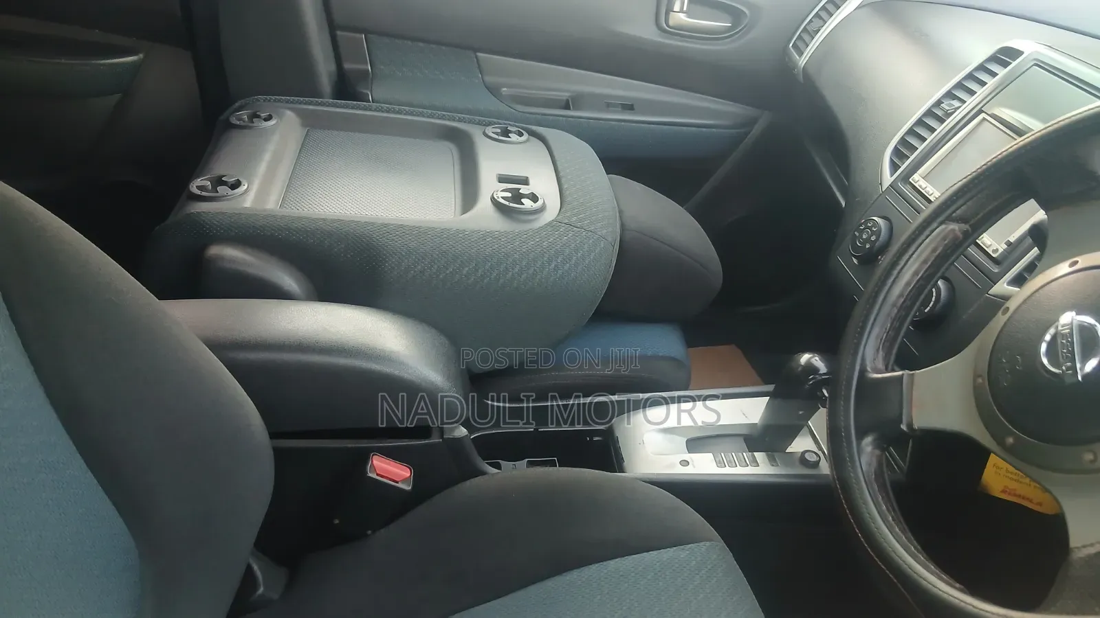 Nissan Wingroad 2009 Silver