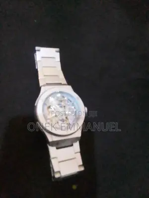 Selling Hublot Watch