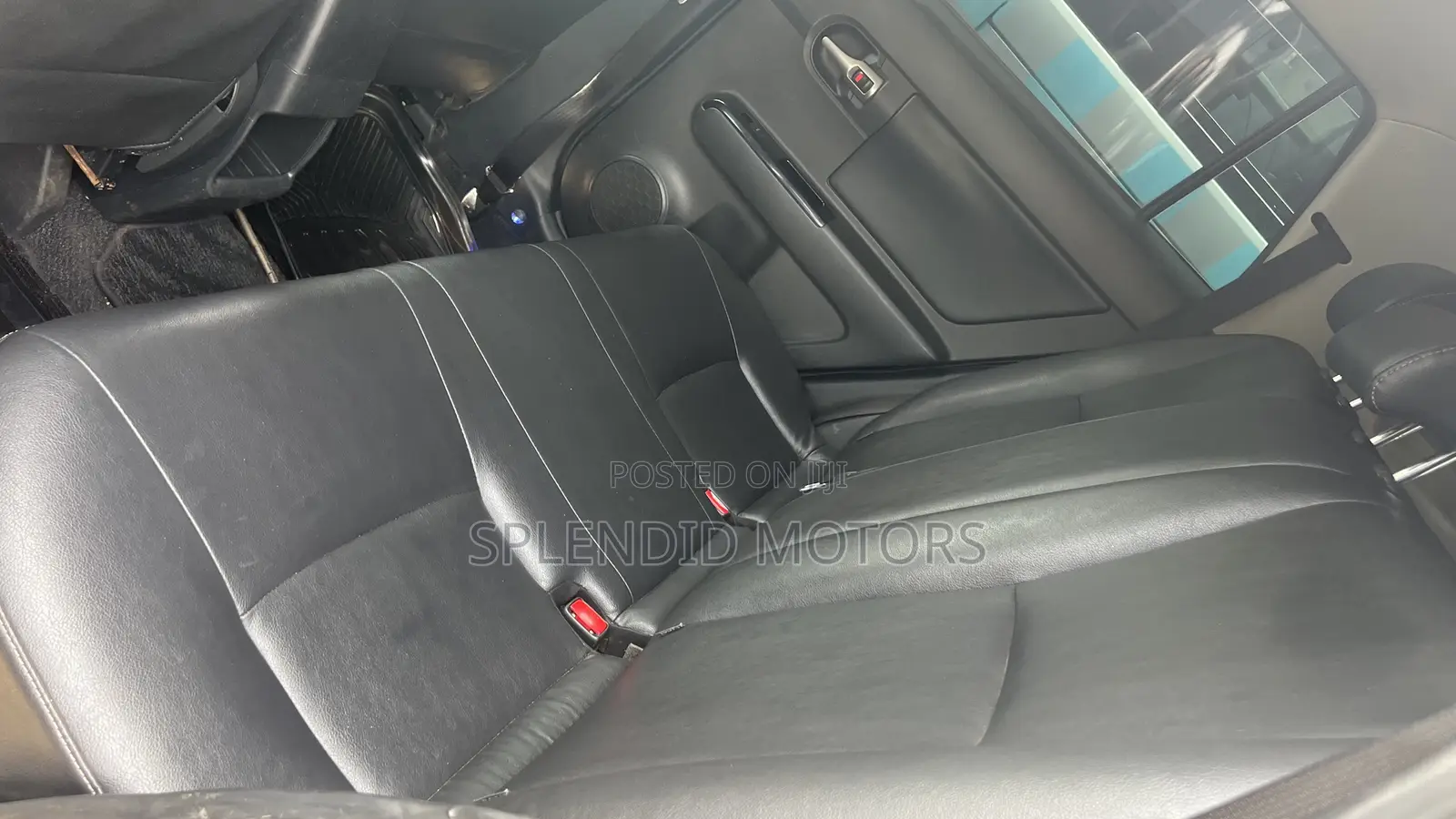 Toyota Corolla Rumion 2011 Black