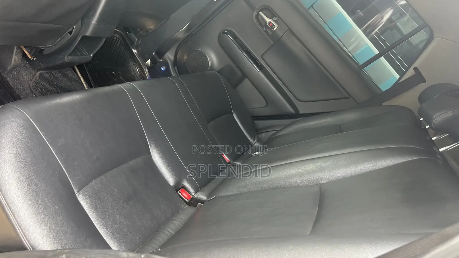 Toyota Corolla Rumion 2011 Black