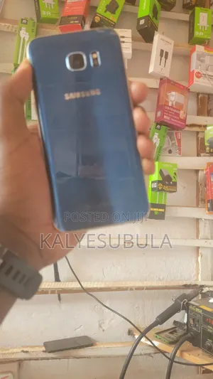 Samsung Galaxy S7 edge 32 GB Blue