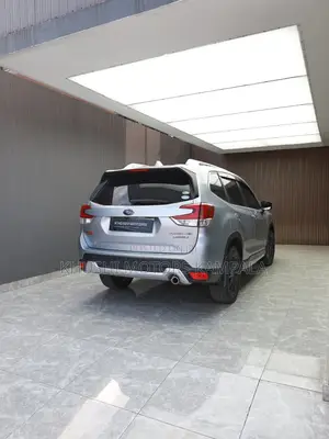 Subaru Forester 2018 Silver