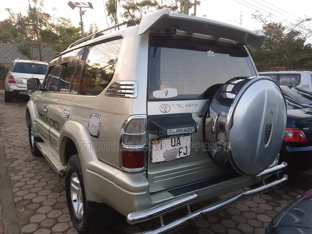 Toyota Land Cruiser Prado 2.7 16V 5dr 2001 Silver