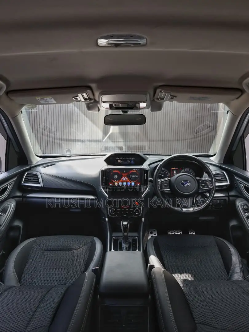 Subaru Forester 2018 Silver