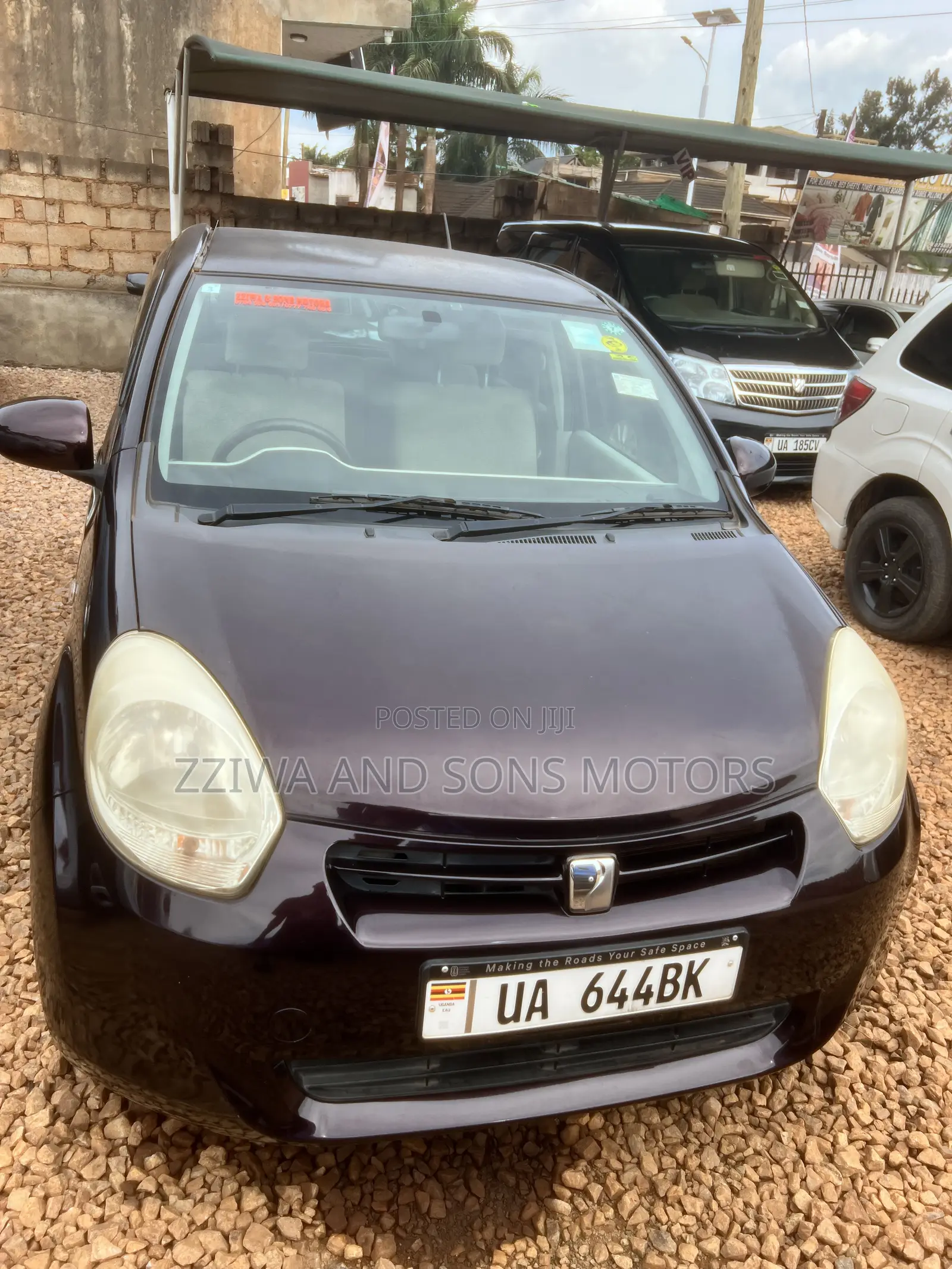 Toyota Passo 1.0 AWD 2014 Maroon