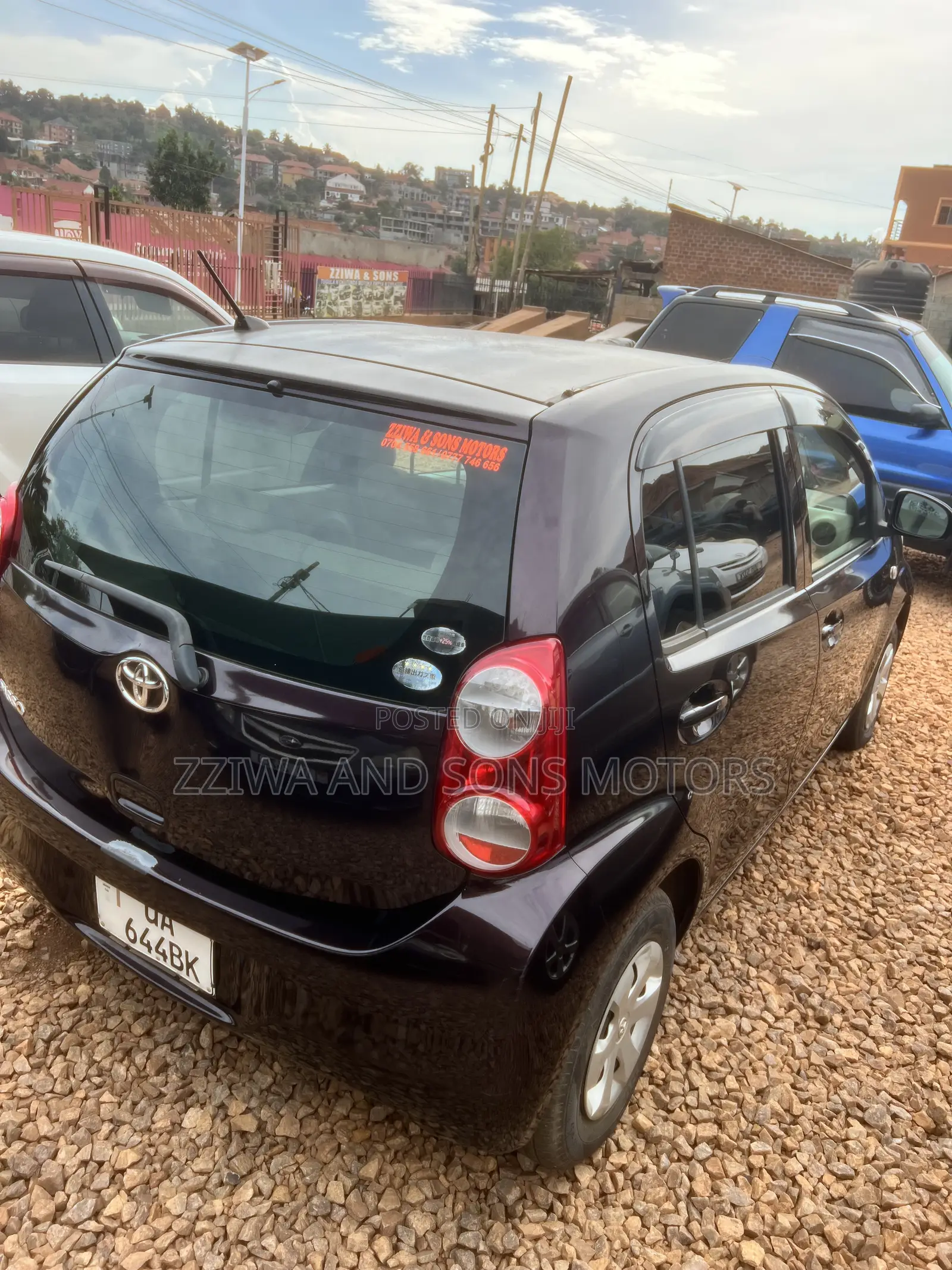 Toyota Passo 1.0 AWD 2014 Maroon