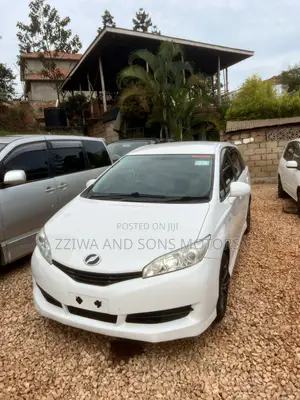 Toyota Wish 2012 White