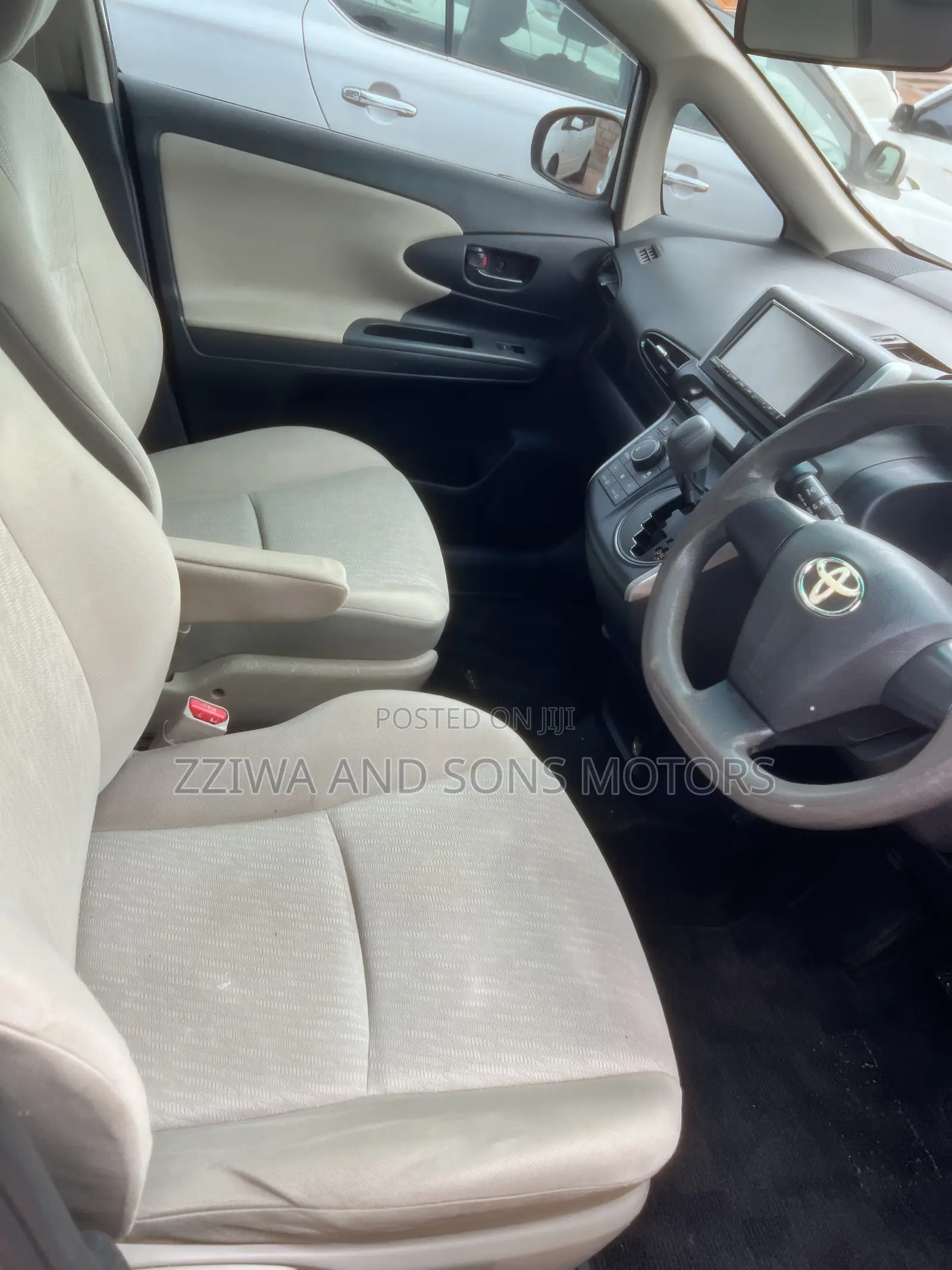 Toyota Wish 2012 White