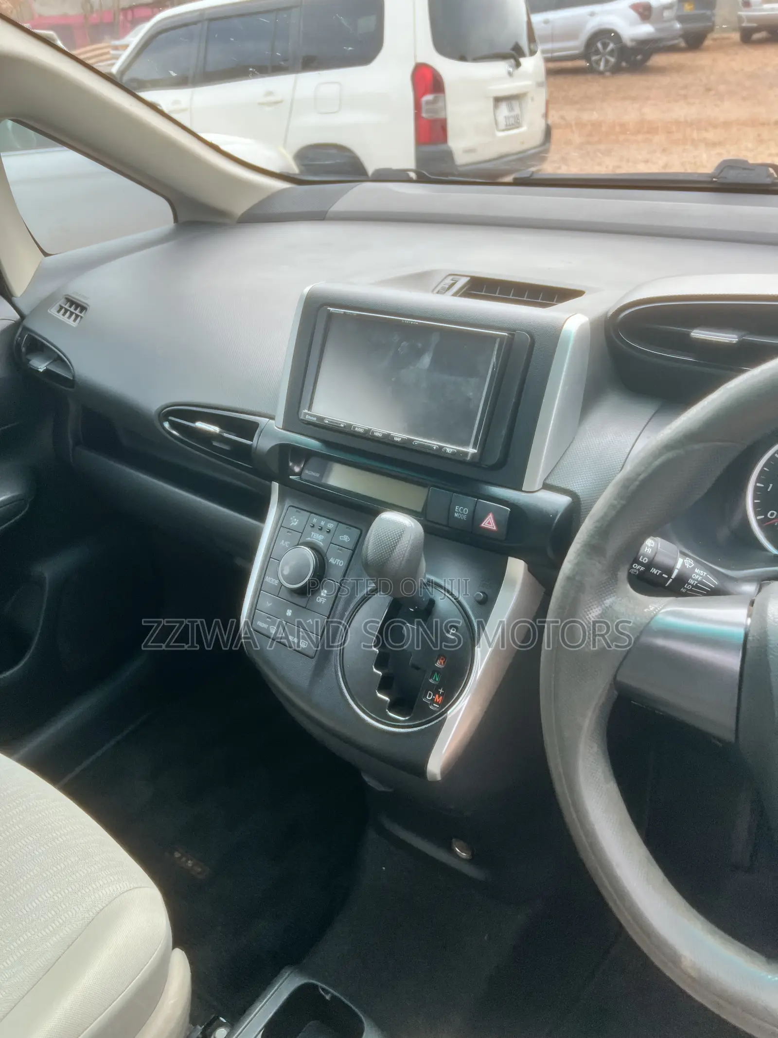 Toyota Wish 2012 White