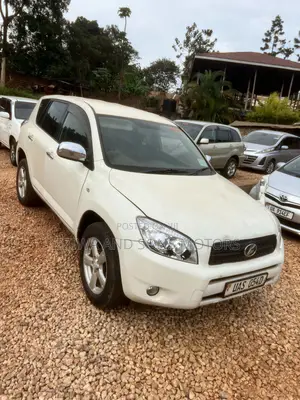 Toyota RAV4 4x4 2009 White
