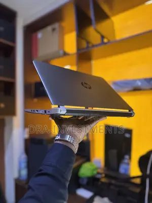 Laptop HP ProBook 440 G3 4GB Intel Core i3 HDD+SSD 500GB