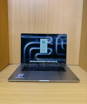 Laptop Apple MacBook Pro 2017 16GB Intel Core i7 SSD 256GB