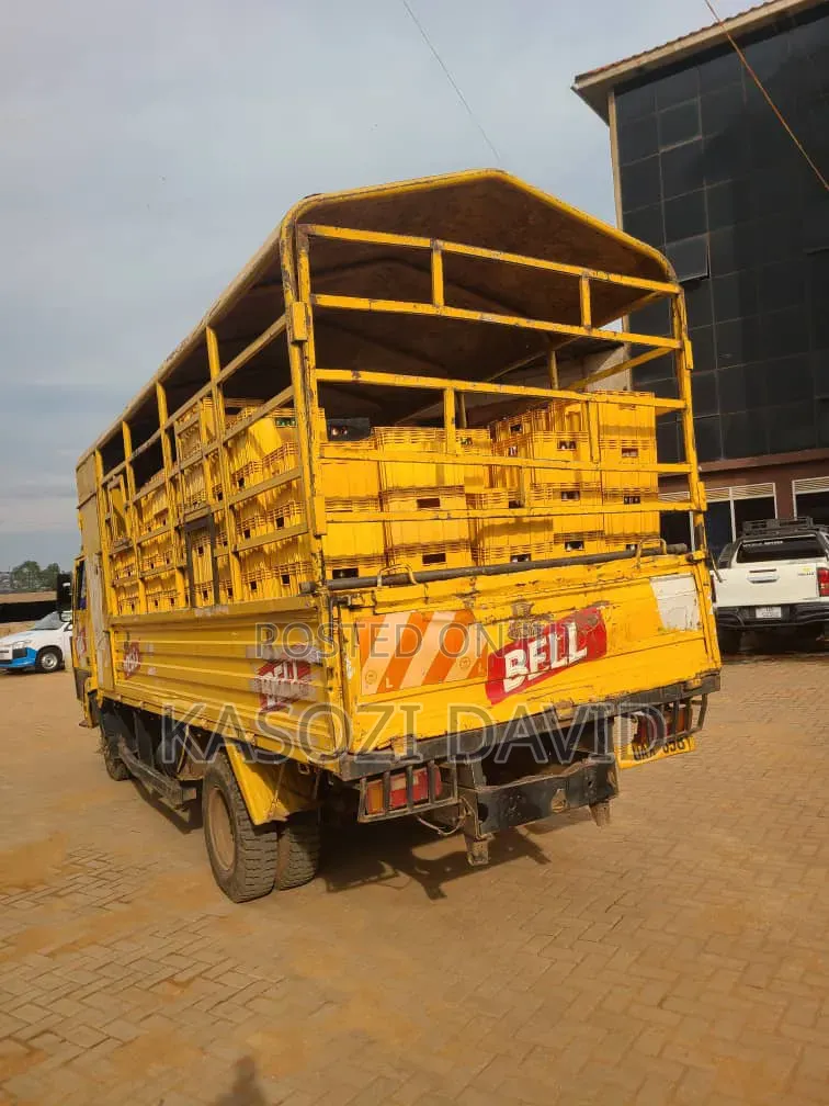 Quick Sell Tata Truck on Sell