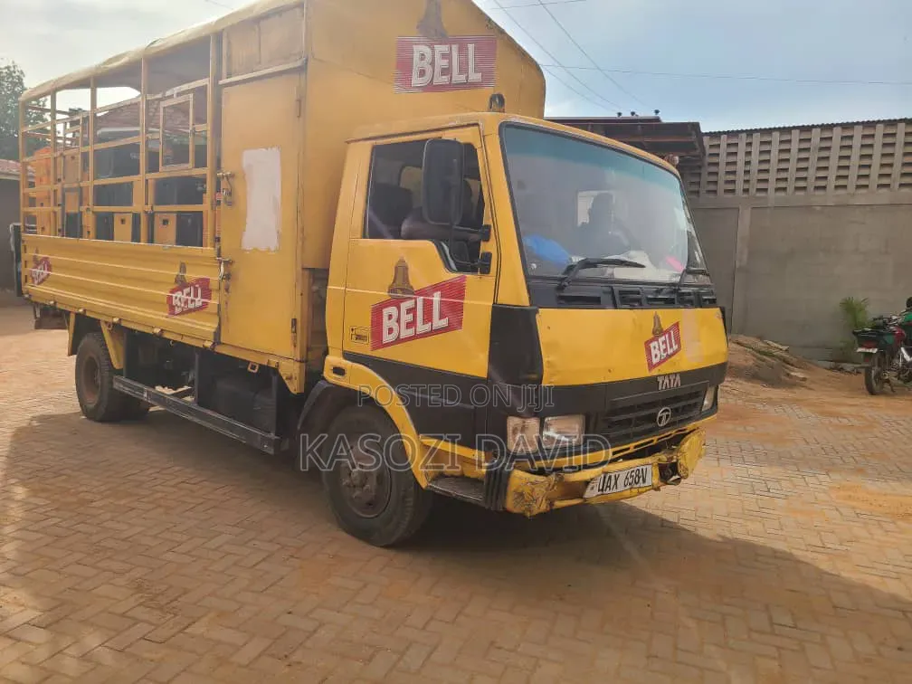 Quick Sell Tata Truck on Sell