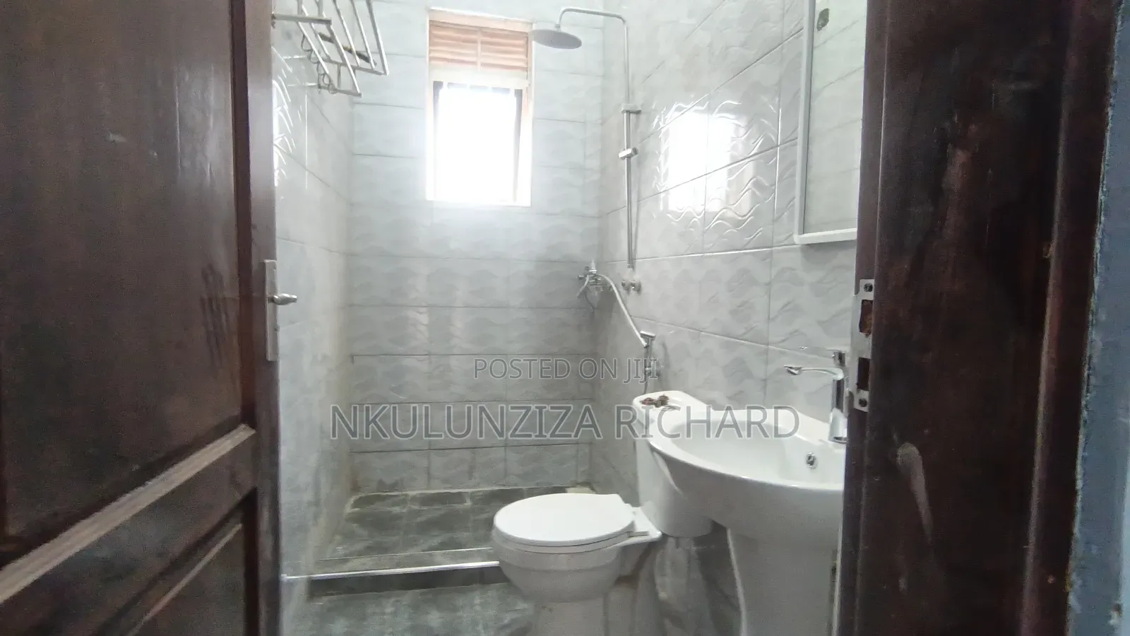 1bdrm Apartment in Kira for rent