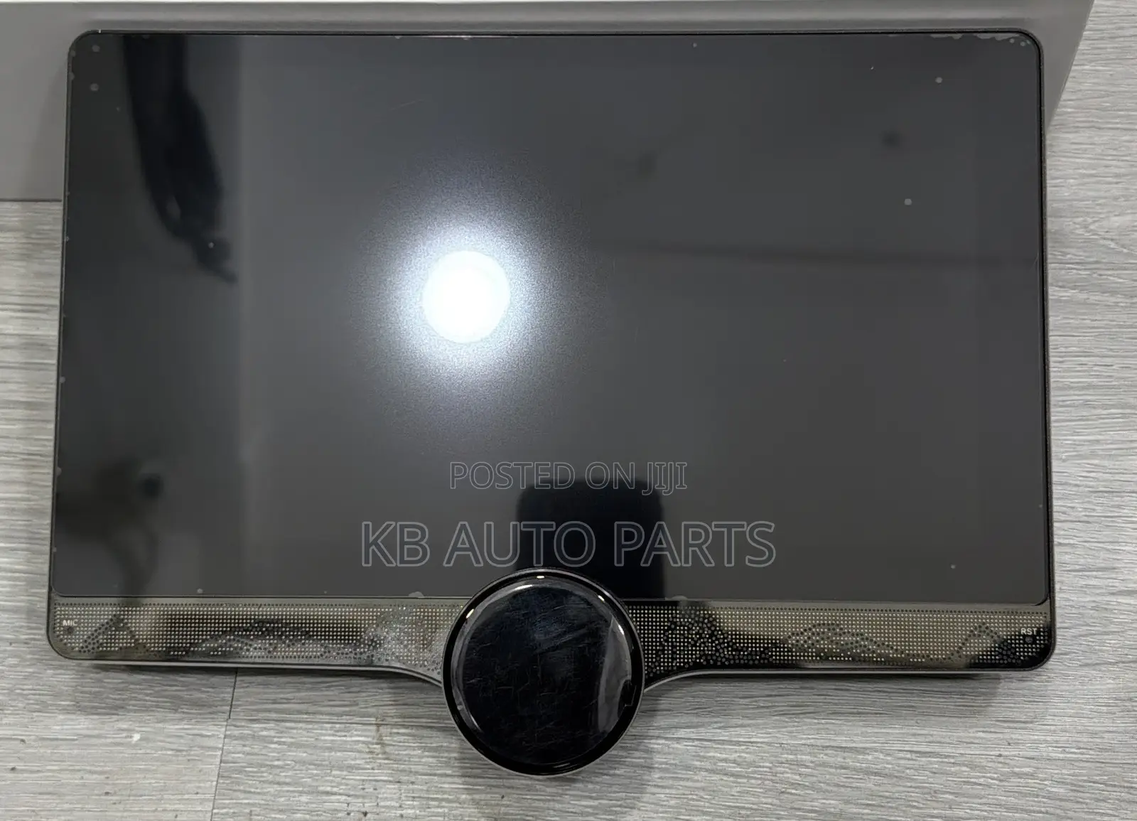 Universal 10” 2k Car Radio With Central Physical Control Button