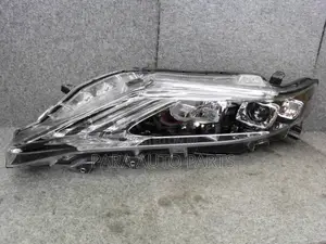 Harrier Hybrid Headlight