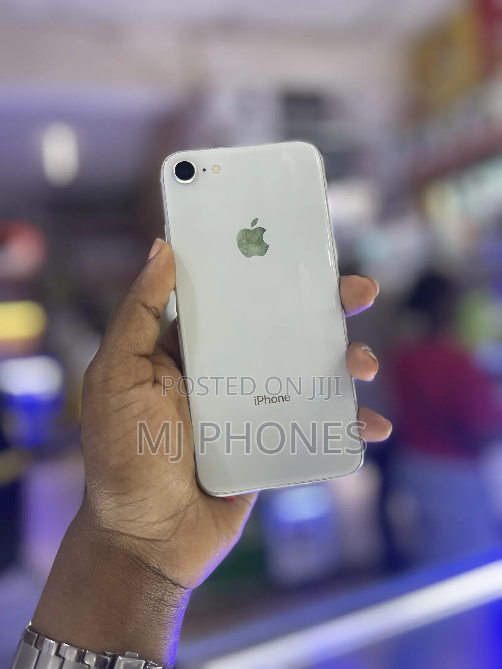 Apple iPhone 8 64 GB White