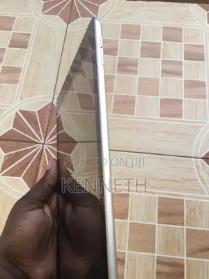 New Apple iPad Air 32 GB Gray