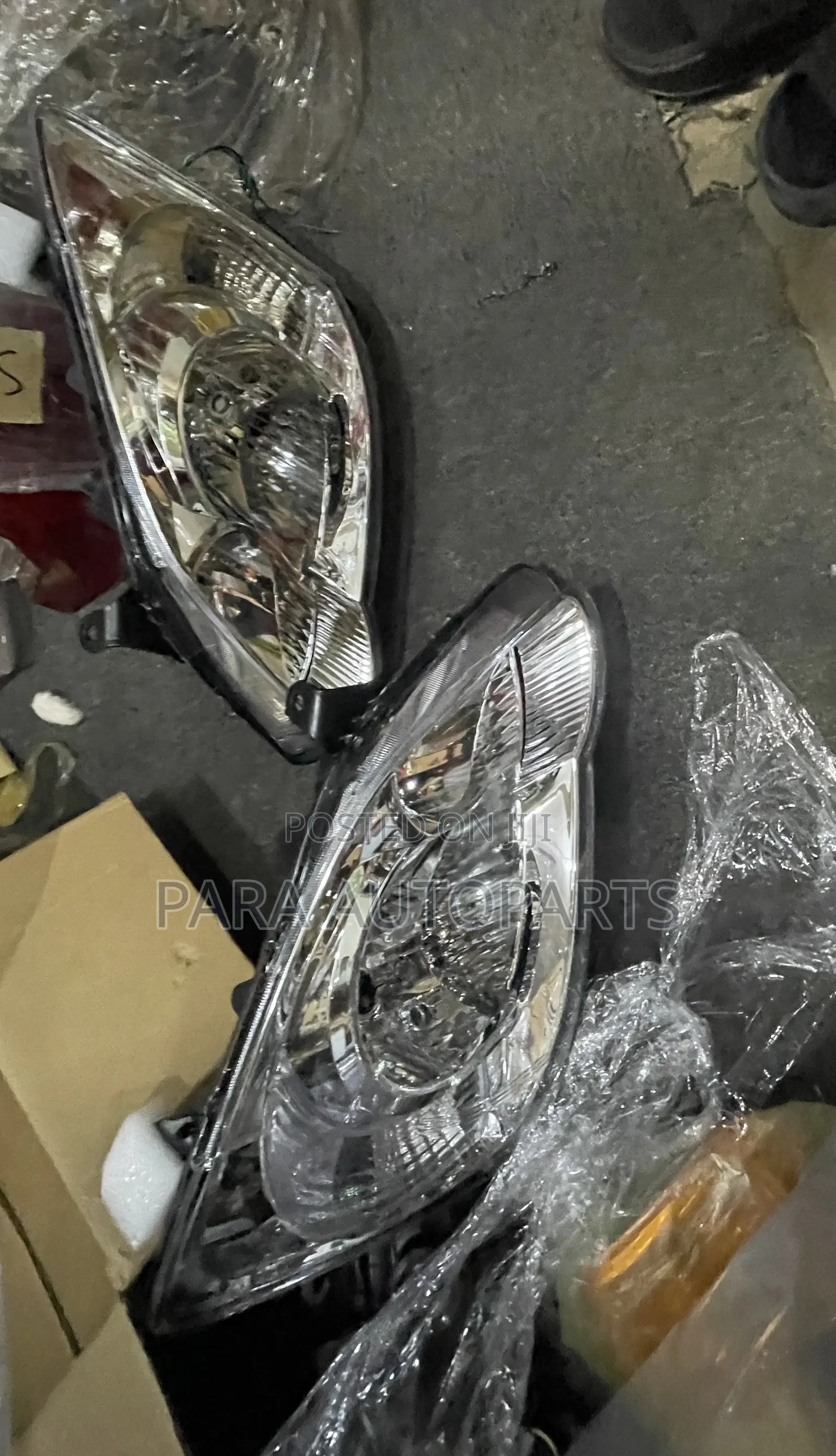 Toyota Allex Headlight