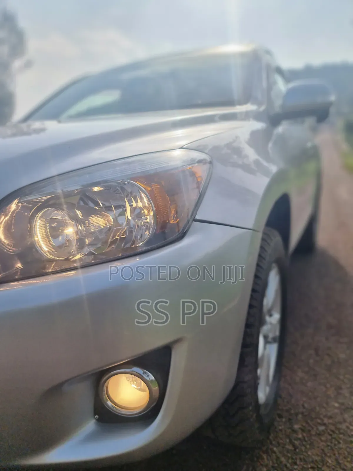 Toyota RAV4 2012 Silver