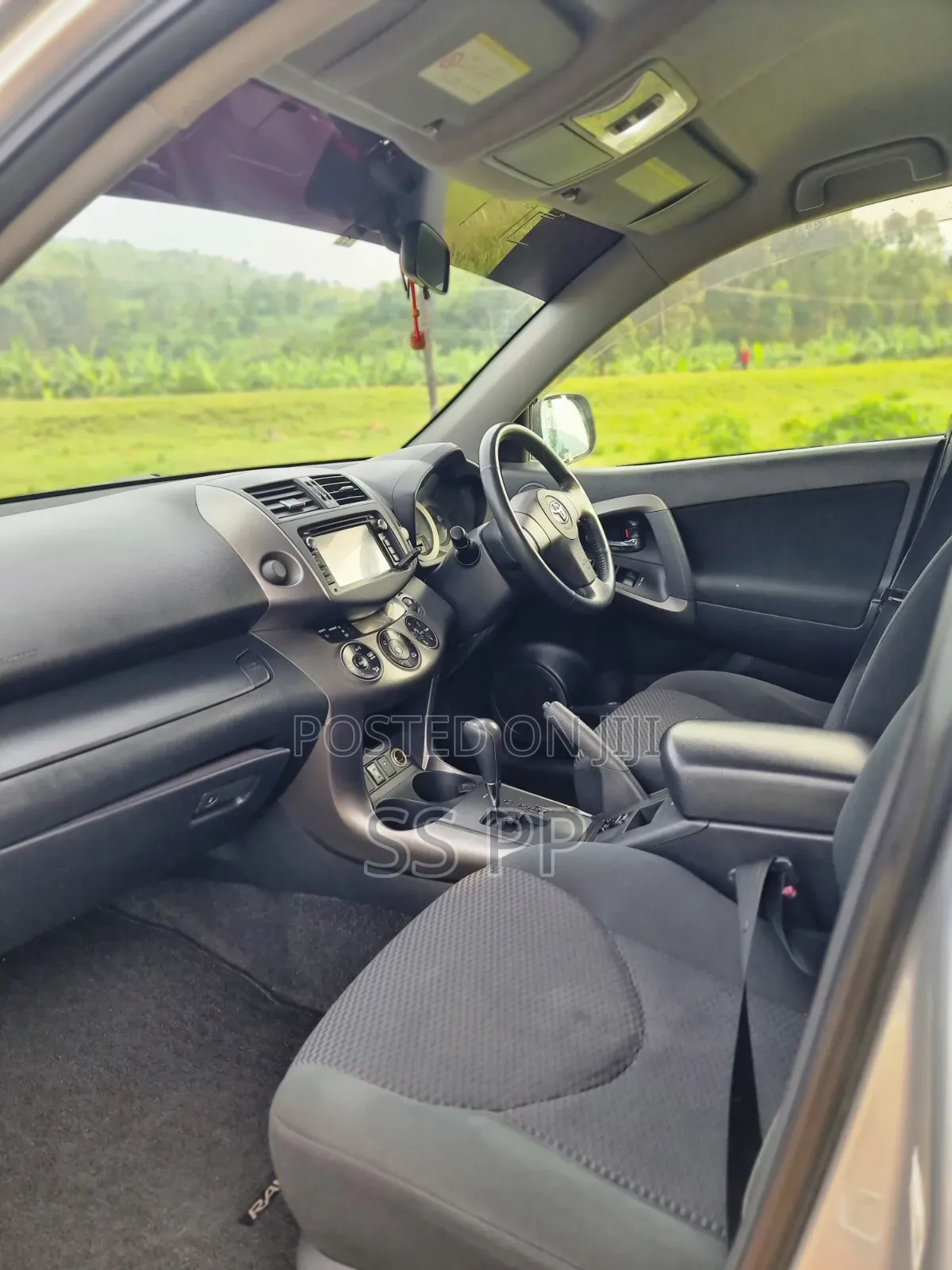 Toyota RAV4 2012 Silver
