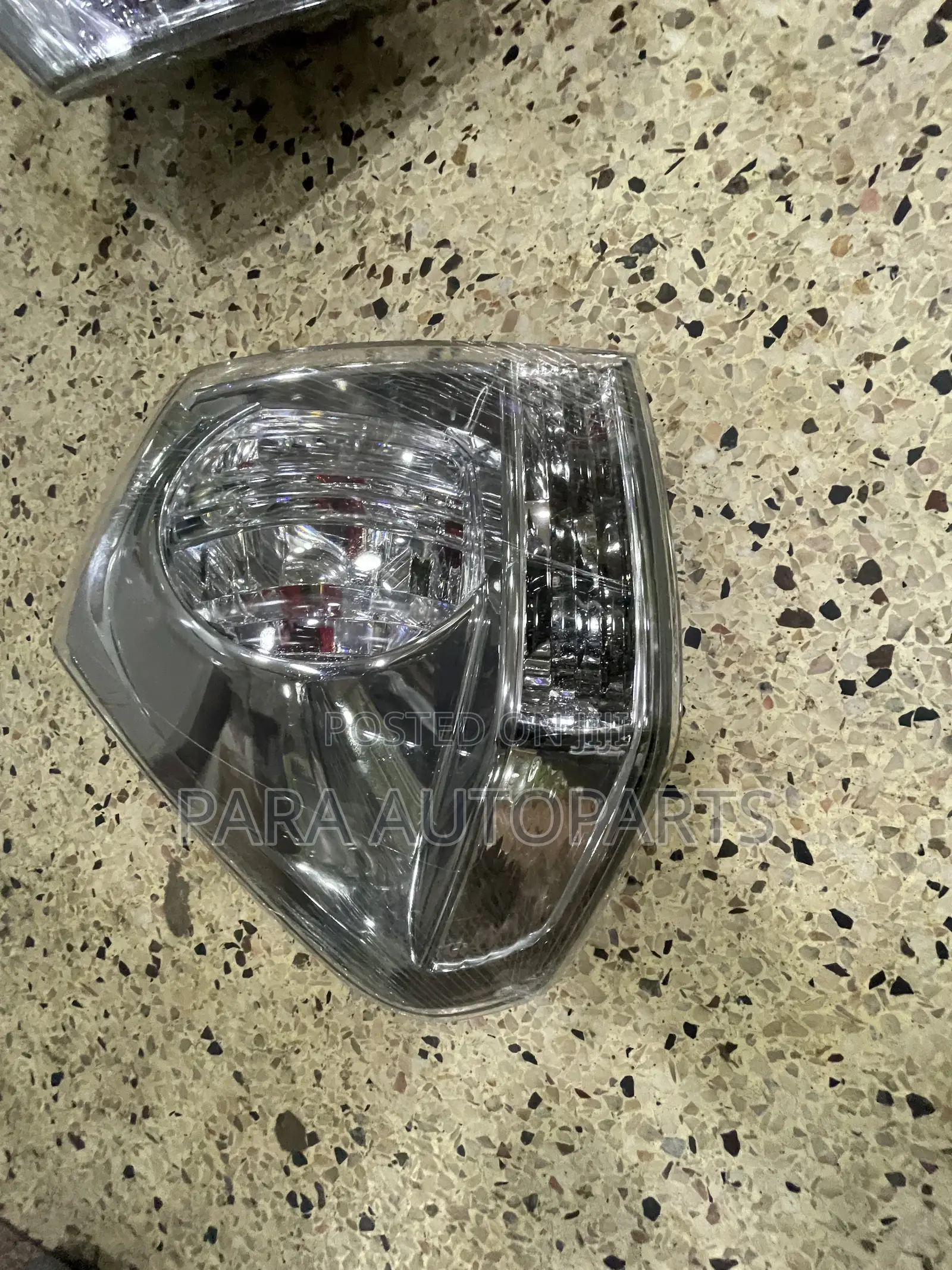 Harrier Kawundo Taillights