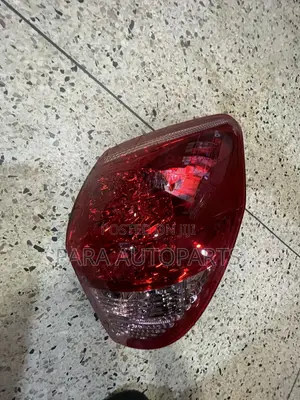 Rav4 2006 Taillight